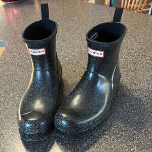 Hunter short rain boots